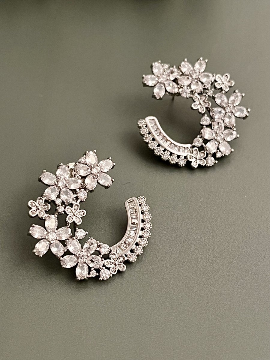 Floral Prestige Earrings
