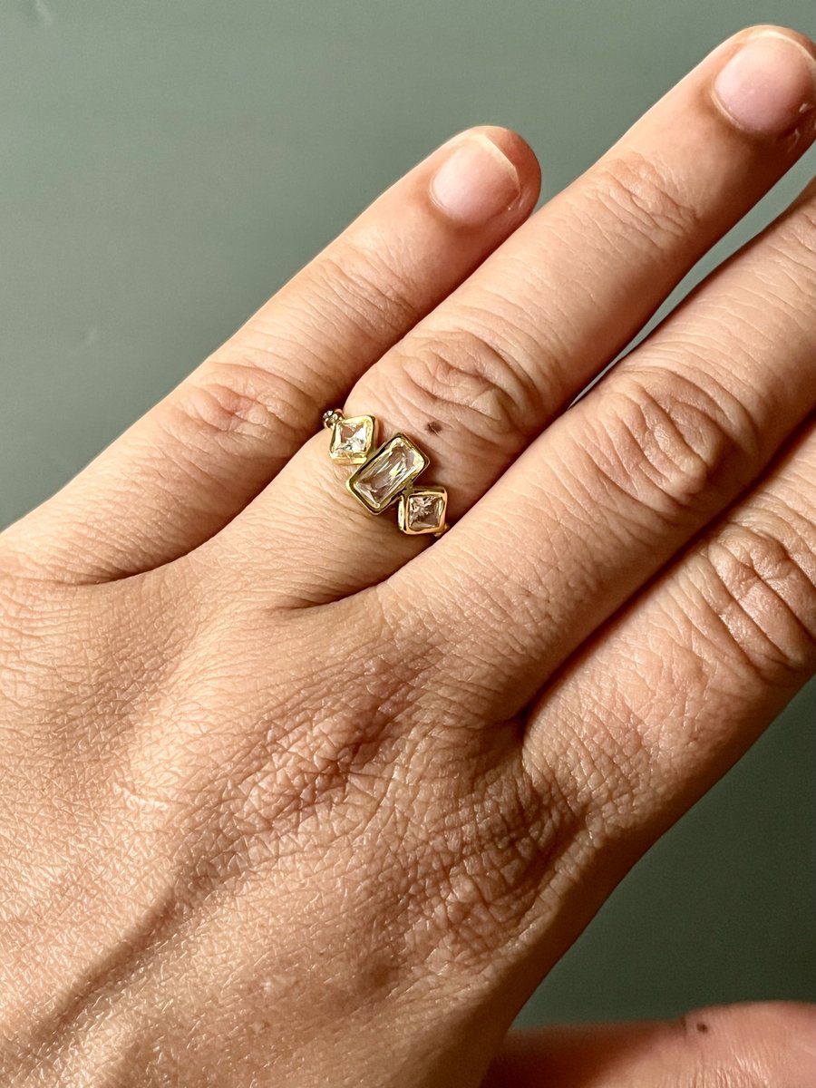 White Square Rhinestone Ring 