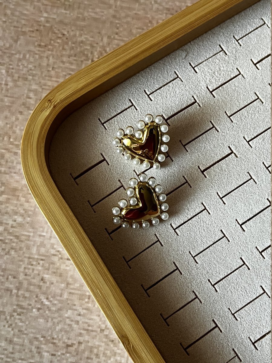 Romantic Heart With Pearl Studs